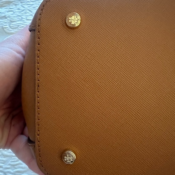 Tory Burch Robinson Mini Double Zip Tote - Tan - NWT - Picture 4 of 10
